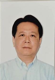 男人的臉
描述已自動生成